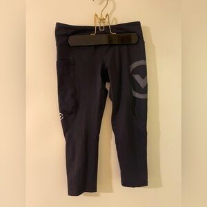 Virus Performance Sportswear - Women’s 3/4 Compression Pant - Black